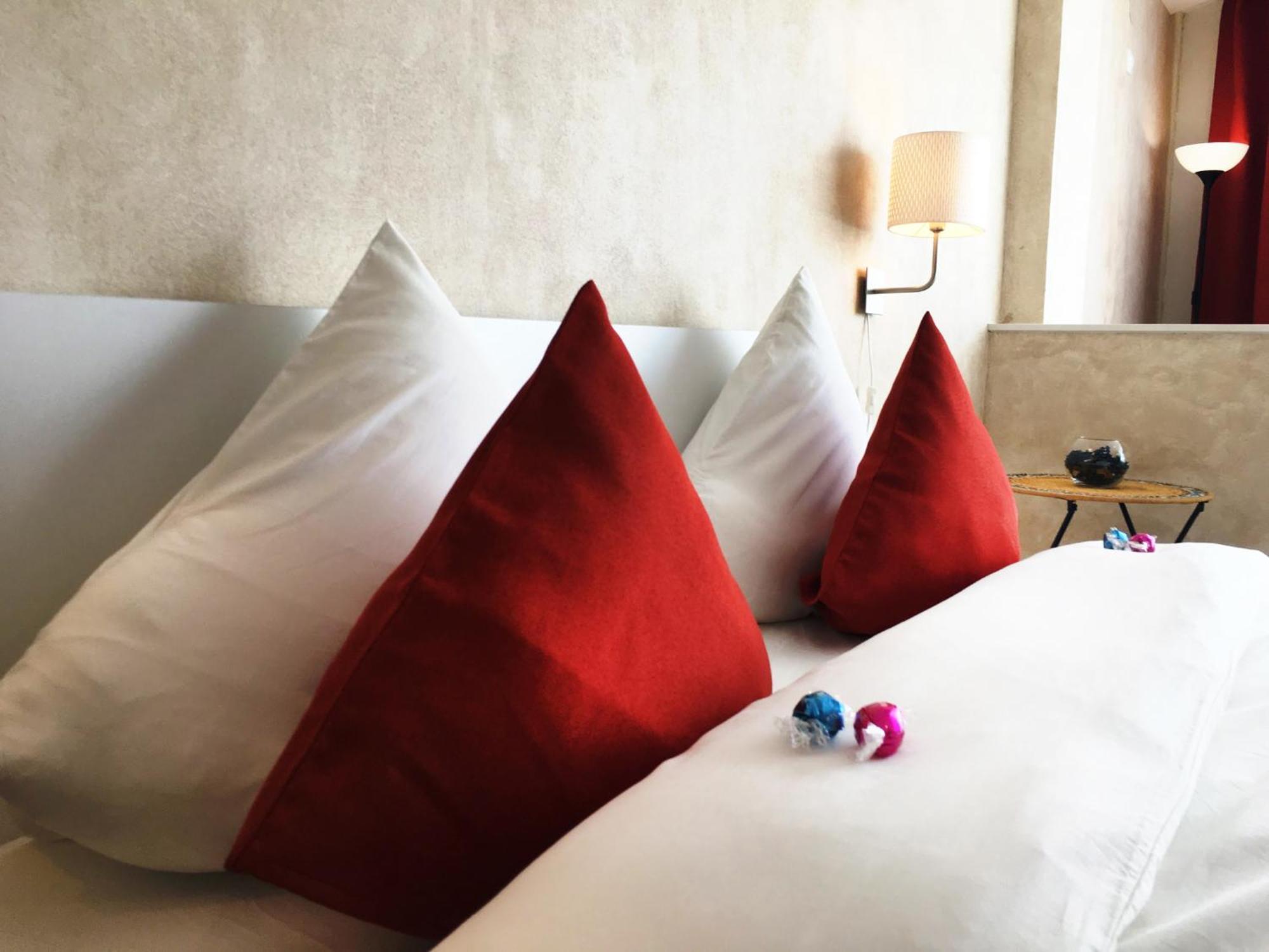 Csiki Hotel ميركورا تشيوك المظهر الخارجي الصورة