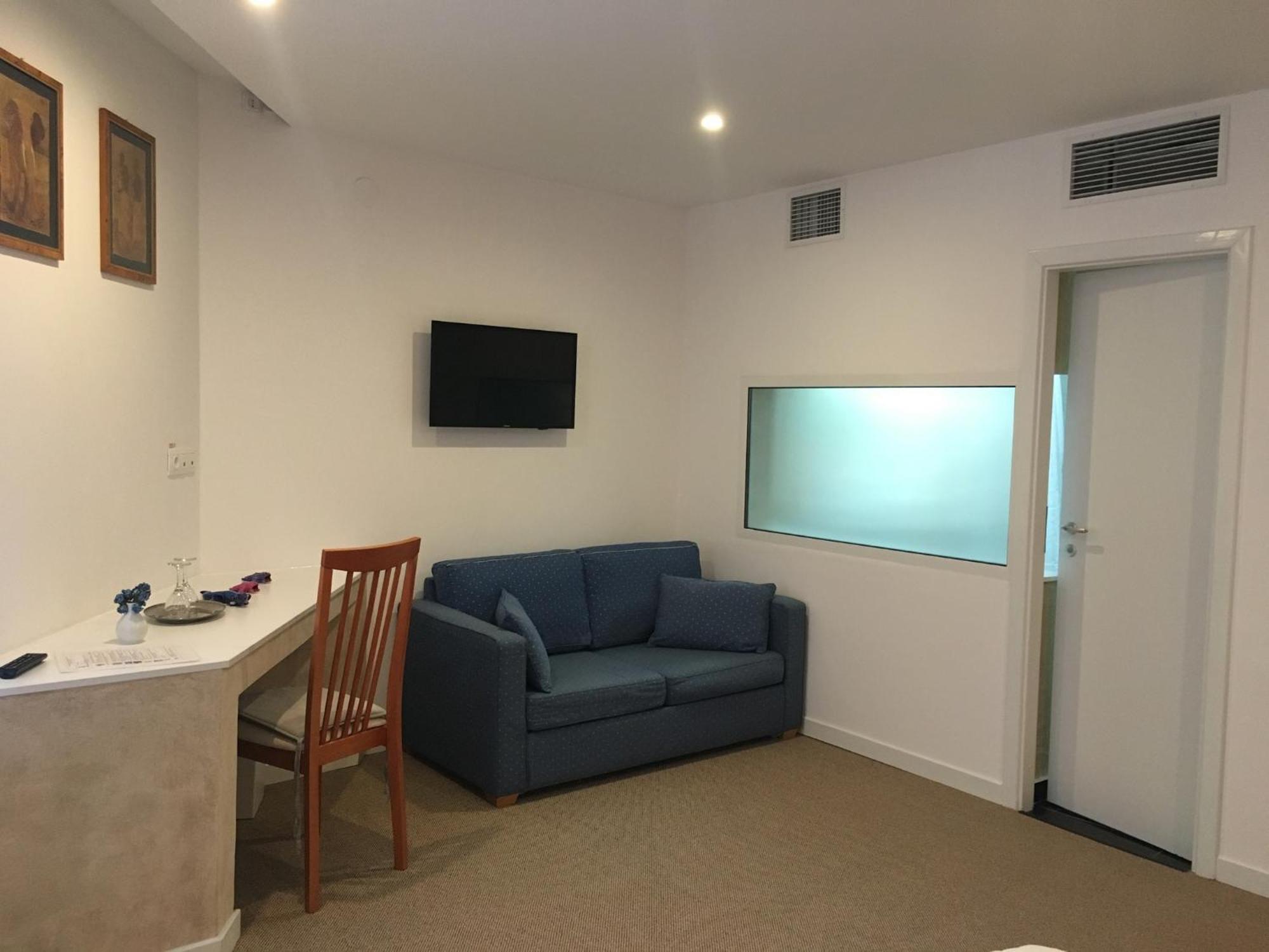 Csiki Hotel ميركورا تشيوك المظهر الخارجي الصورة