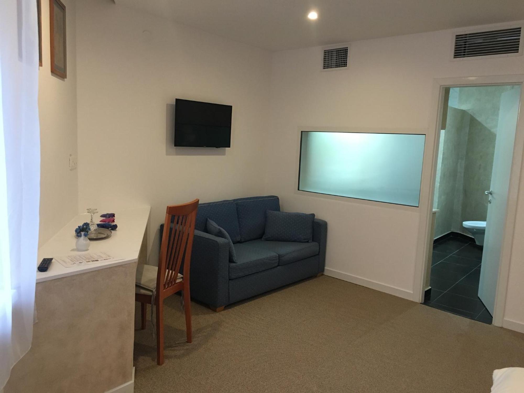 Csiki Hotel ميركورا تشيوك المظهر الخارجي الصورة