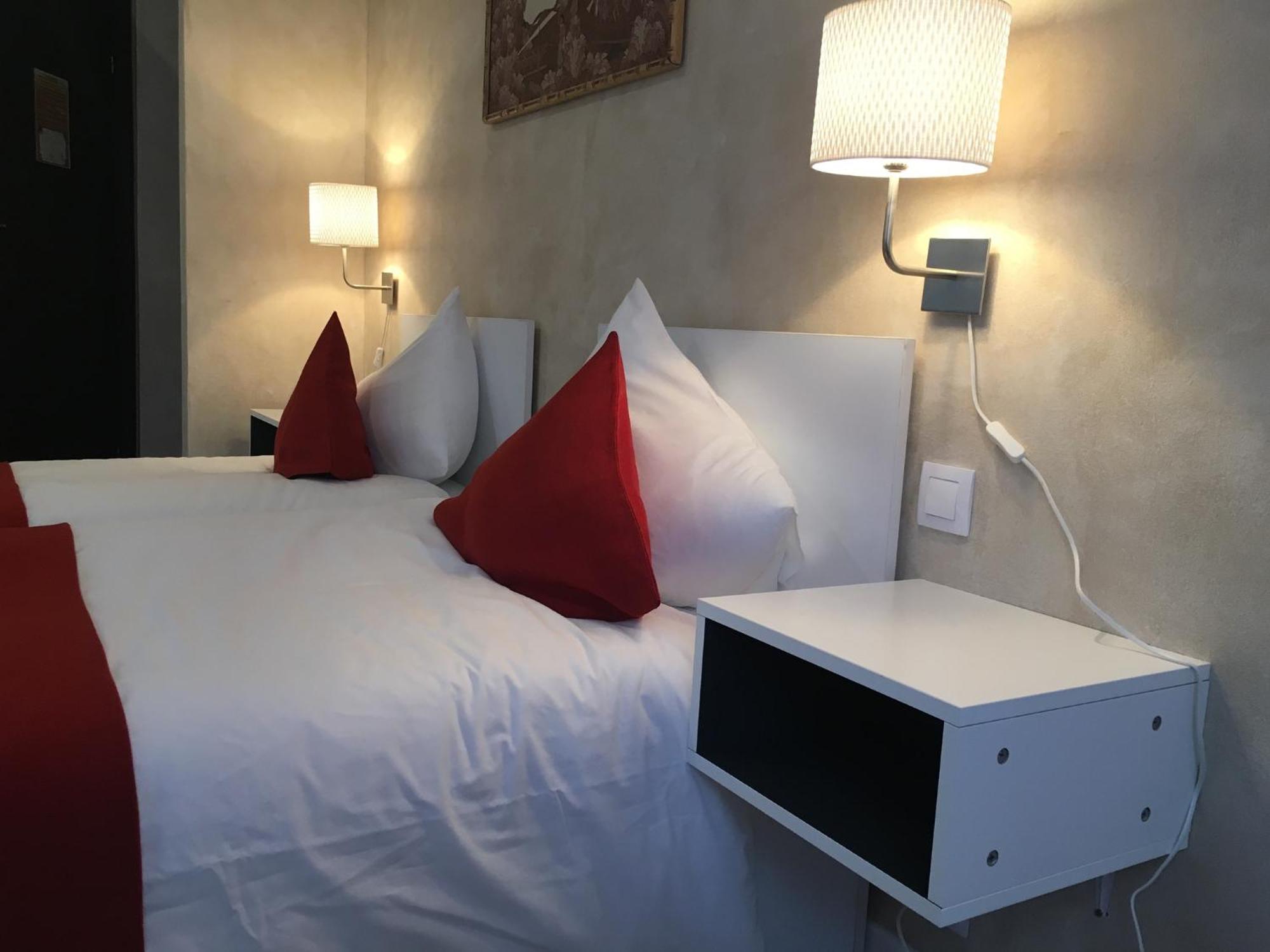 Csiki Hotel ميركورا تشيوك المظهر الخارجي الصورة